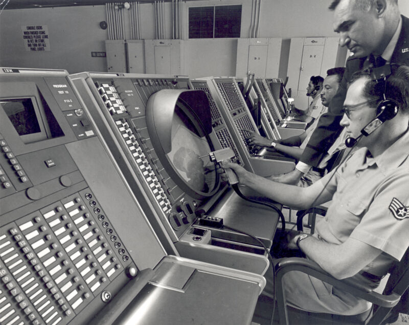 Airmen operating SAGE radar consoles.